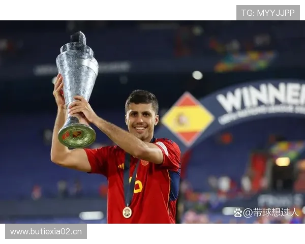 罗德里：欧冠+4英超+欧洲杯+金球奖的荣誉收割机